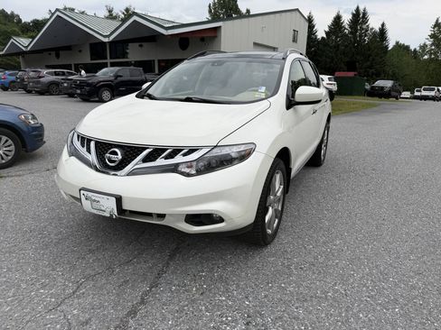 Used 2014 Nissan Murano LE w/ Platinum Edition Package AWD/4WD image 1