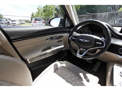Used 2022 Genesis GV70 3.5T Sport w/ Sport Advanced Package AWD/4WD image 9