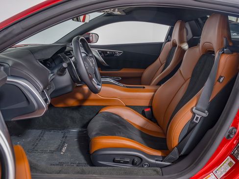 Used 2017 Acura NSX image 19