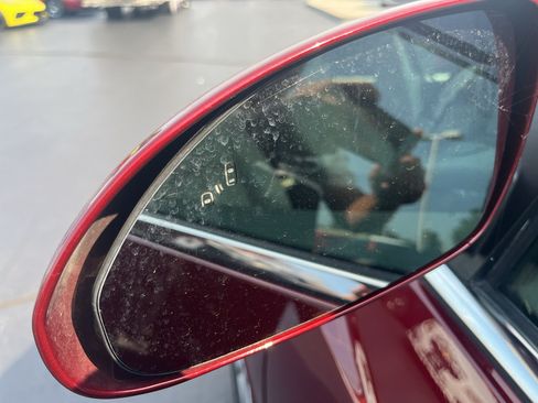 Used 2015 Buick Enclave Leather FWD image 12