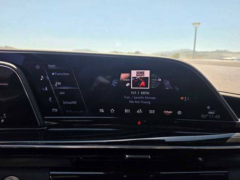 Used 2024 Cadillac Escalade Sport AWD/4WD image 28