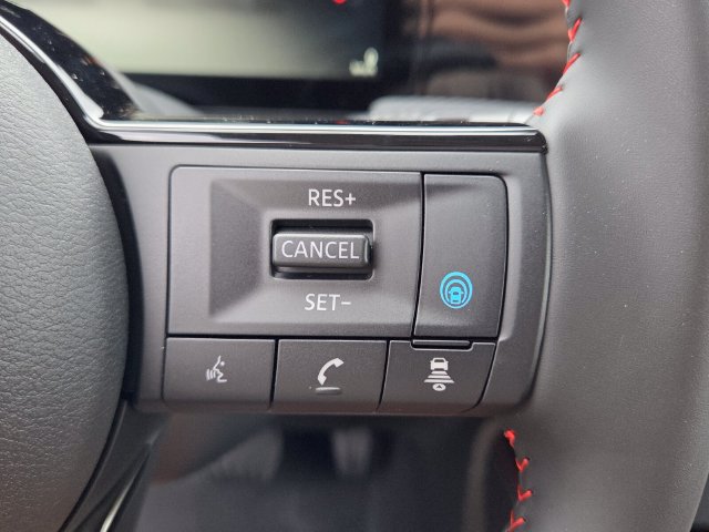 New 2027 Nissan Kicks SR w/ Cold Weather Package FWD image 26