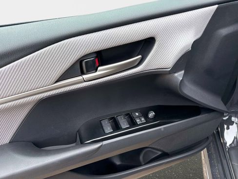 New 2026 Toyota Camry SE FWD image 18