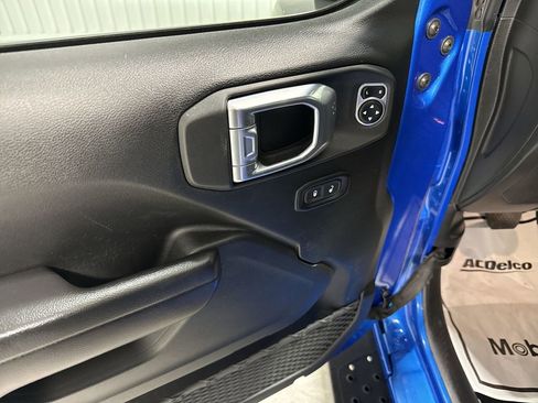 Used 2021 Jeep Wrangler Unlimited Sport image 24