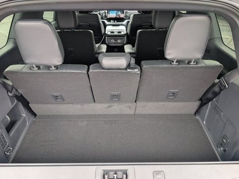 New 2026 Ford Expedition Platinum w/ Stealth Appearance Package AWD/4WD image 14
