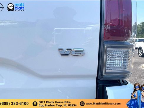 Used 2021 Toyota Tacoma TRD Sport AWD/4WD image 28