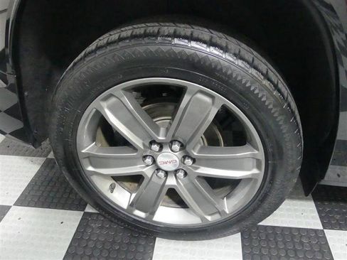 Used 2018 GMC Acadia Denali w/ Technology Package image 17