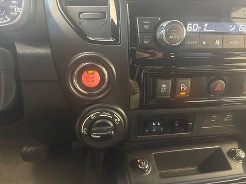 Used 2021 Nissan Titan PRO-4X w/ Pro-4x Convenience Package AWD/4WD image 49