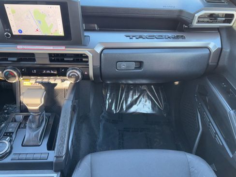 Certified 2025 Toyota Tacoma SR5 image 18