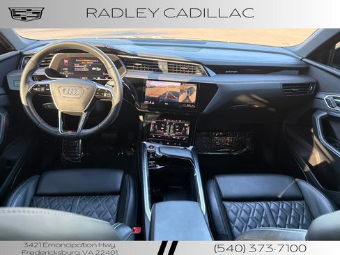 Used 2022 Audi e-tron S Prestige w/ Prestige Package AWD/4WD image 13