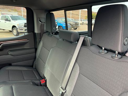 New 2026 Chevrolet Silverado 1500 LT w/ Z71 Off-Road Package image 21