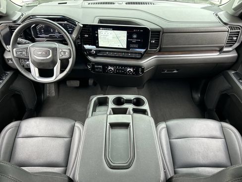 Used 2025 GMC Sierra 2500 SLT AWD/4WD image 20