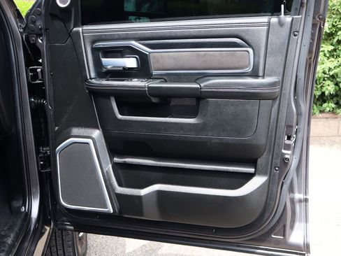 Used 2024 RAM 3500 Laramie w/ Night Edition image 48