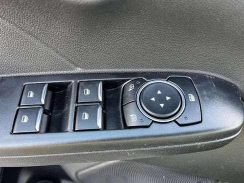 New 2025 Ford Escape PHEV FWD image 8