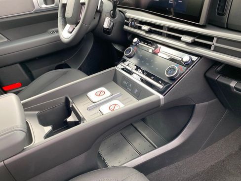 New 2026 Hyundai Santa Fe SE image 40