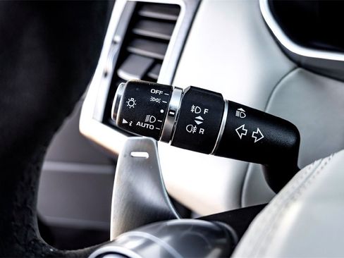 Used 2022 Land Rover Range Rover Sport HST image 20