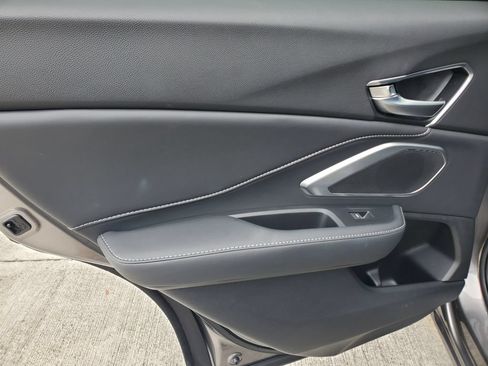 Used 2025 Acura RDX SH-AWD image 14