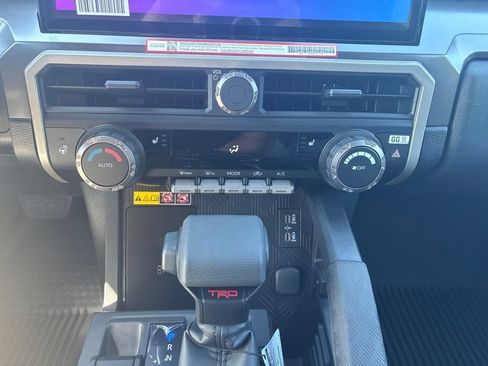 Used 2026 Toyota Tacoma TRD Off-Road w/ TRD Off Road Upgrade Package AWD/4WD image 25