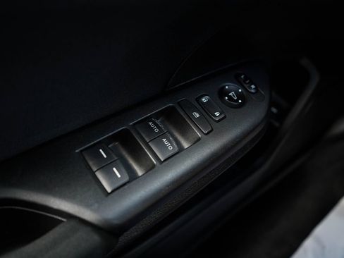 Used 2021 Honda Civic EX image 29