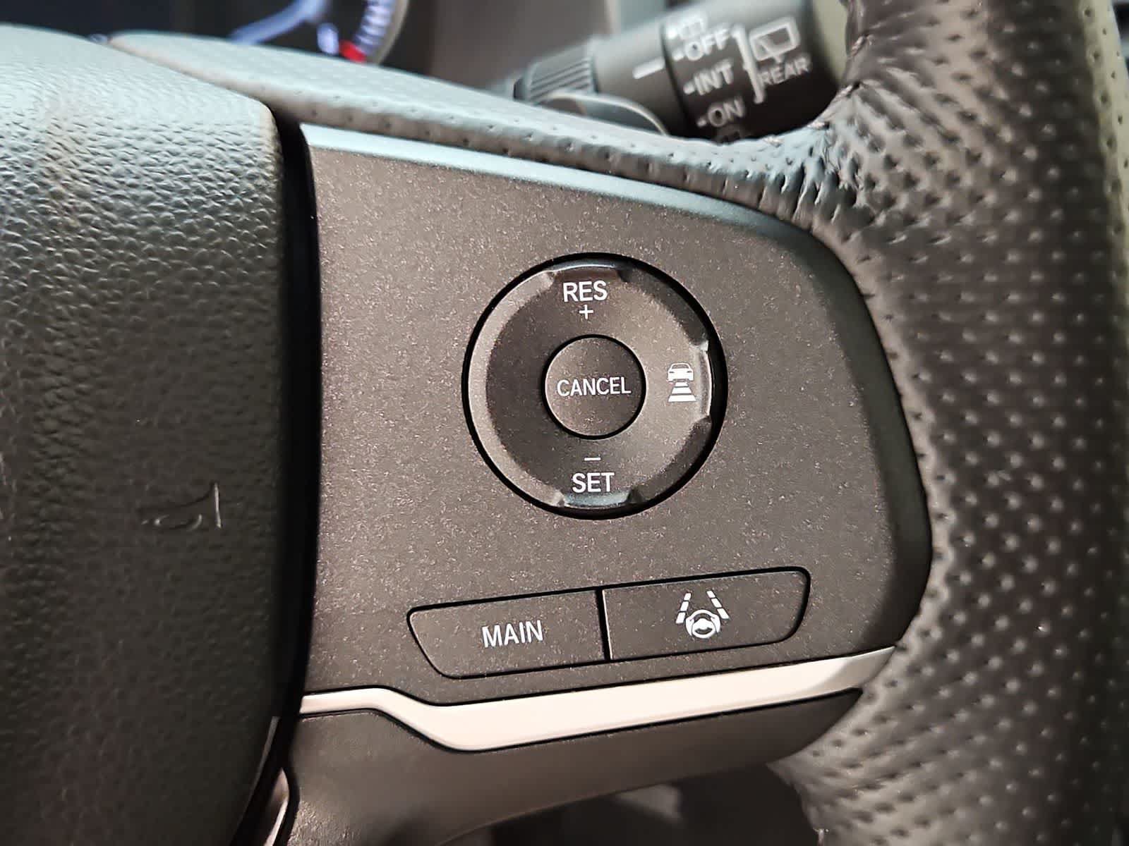 Certified 2024 Honda Passport EX-L image 13