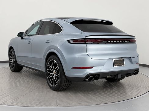Used 2026 Porsche Cayenne Coupe AWD/4WD image 3