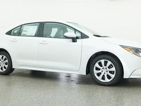 New 2026 Toyota Corolla LE FWD image 28