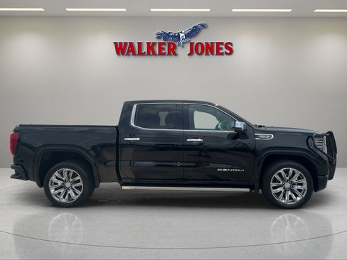 Used 2024 GMC Sierra 1500 Denali w/ Denali Reserve Package AWD/4WD image 8