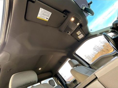 Used 2016 Ford F150 XLT w/ Equipment Group 302A Luxury image 17