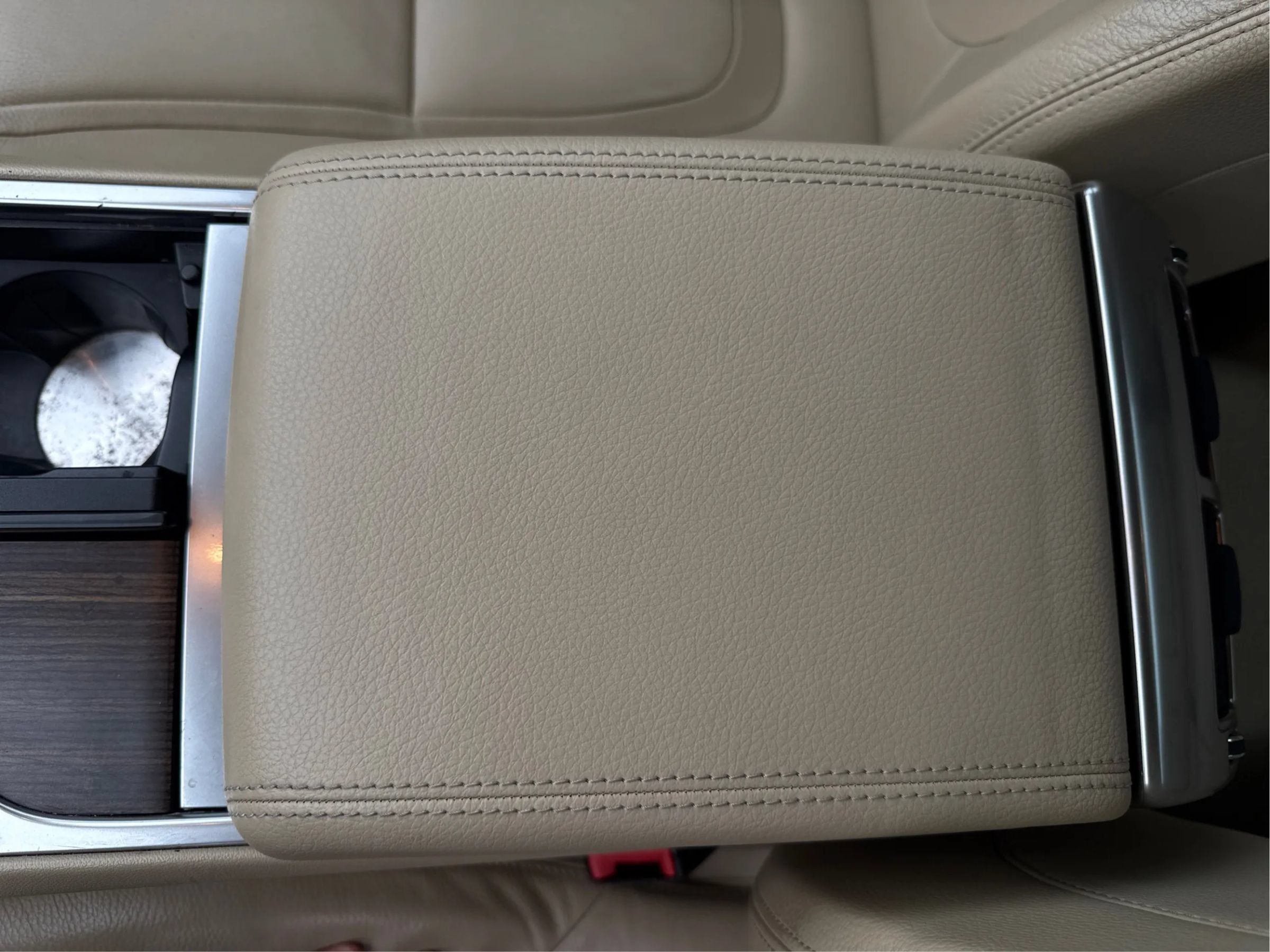 Used 2013 Jaguar XF 3.0 RWD image 37