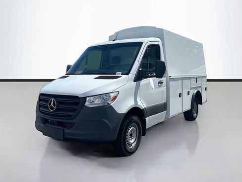 Used 2024 Mercedes-Benz Sprinter 3500 image 8