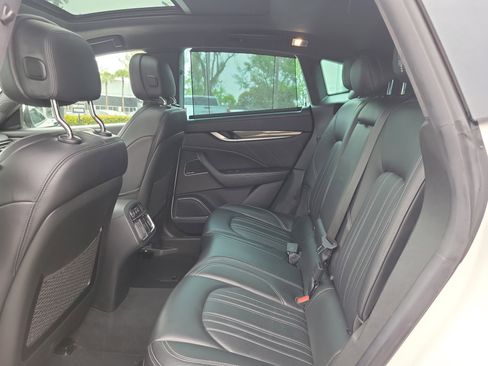 Used 2023 Maserati Levante GT image 14