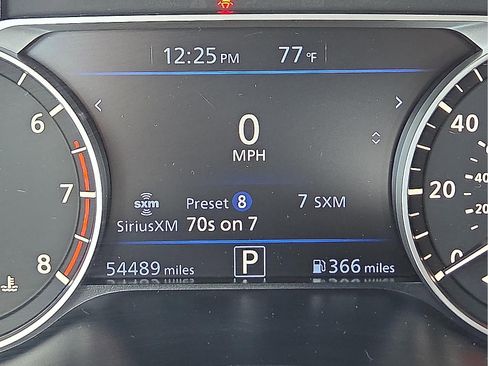 Used 2024 Nissan Altima 2.5 SV image 23