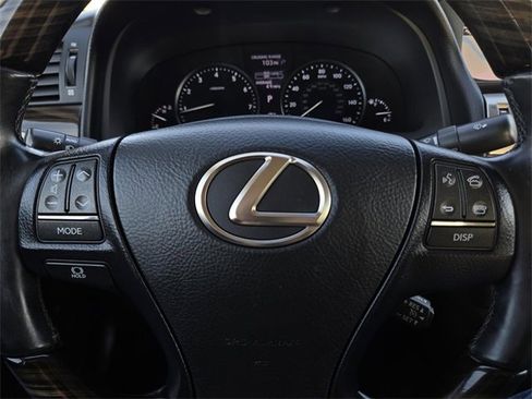 Used 2016 Lexus LS 460 AWD image 24