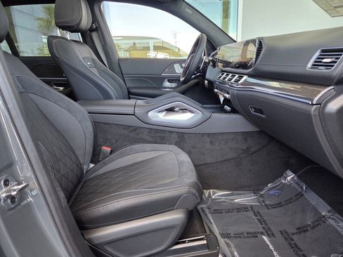 New 2026 Mercedes-Benz GLE 63 AMG S image 17