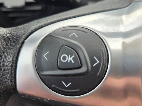 Used 2016 Ford Escape SE image 18