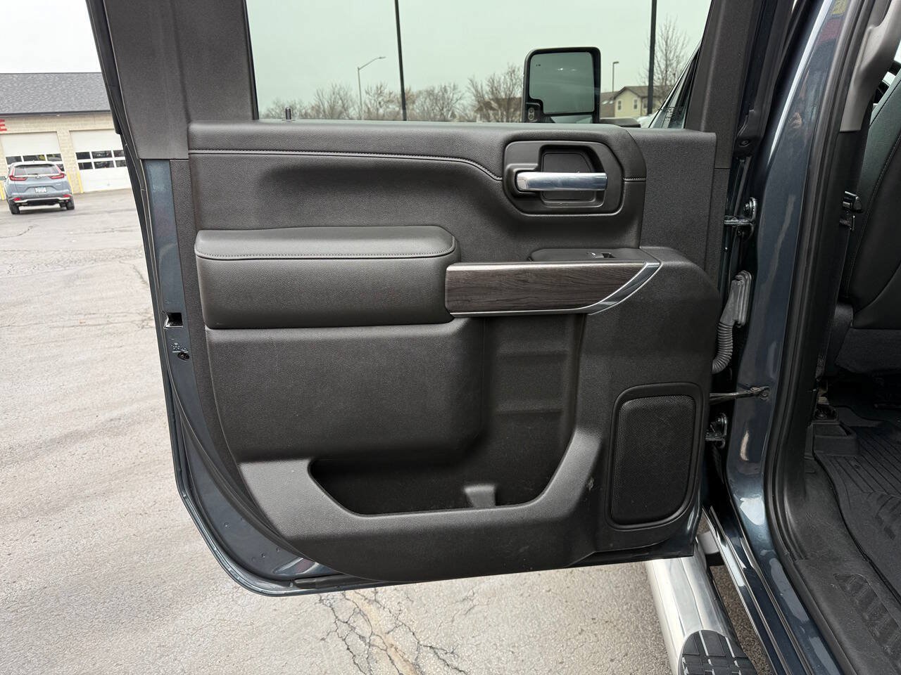 Used 2020 Chevrolet Silverado 2500 LTZ w/ LTZ Premium Package AWD/4WD image 25
