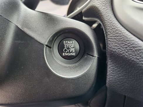 Used 2020 Jeep Compass Latitude w/ Popular Equipment Group image 20