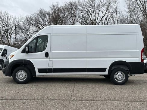 New 2026 RAM ProMaster 2500 w/ Convenience Group image 5