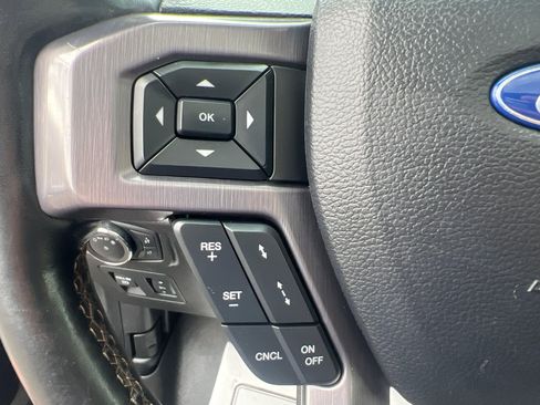 Used 2019 Ford Expedition Platinum image 22