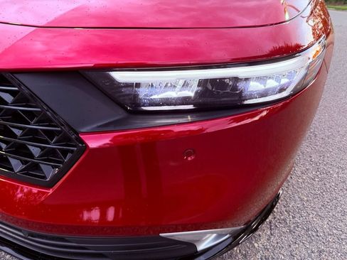 Used 2025 Honda Accord Touring image 14