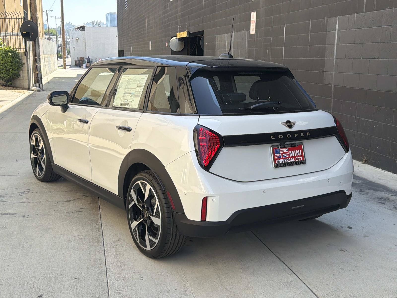 New 2027 MINI Cooper 4-Door Hardtop FWD image 3
