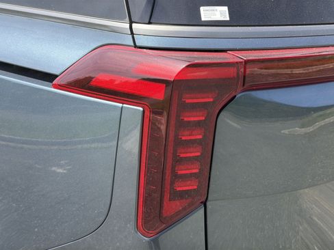 New 2026 Kia Carnival SX Prestige FWD image 17
