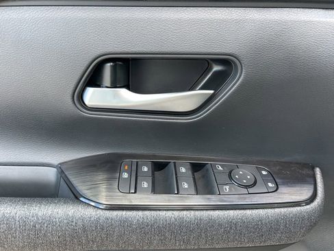 New 2026 Nissan Kicks SV w/ SV Premium Package FWD image 18