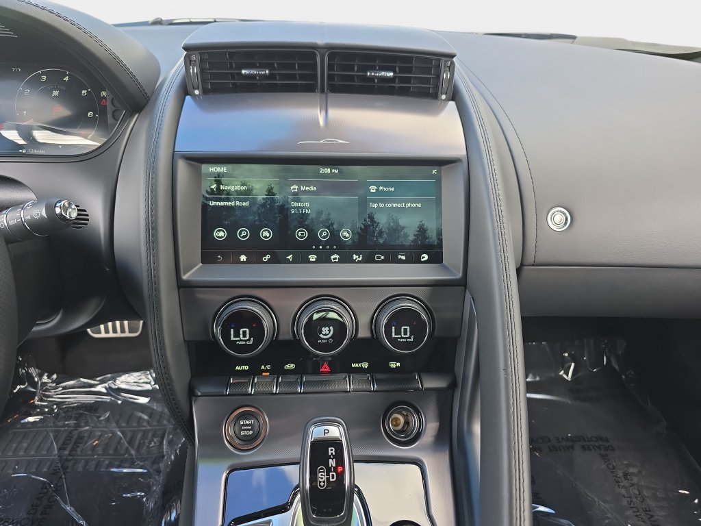 Certified 2024 Jaguar F-TYPE R AWD/4WD image 18