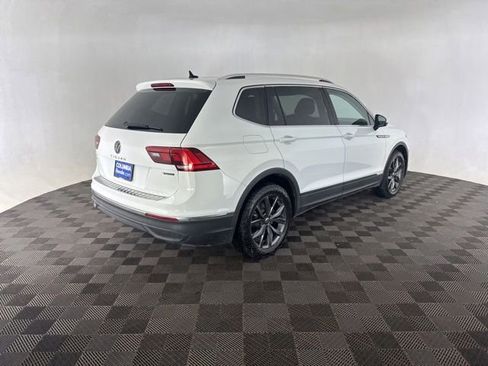 Used 2022 Volkswagen Tiguan SE AWD/4WD image 6
