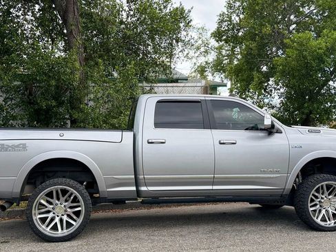 Used 2019 RAM 2500 Limited AWD/4WD image 31