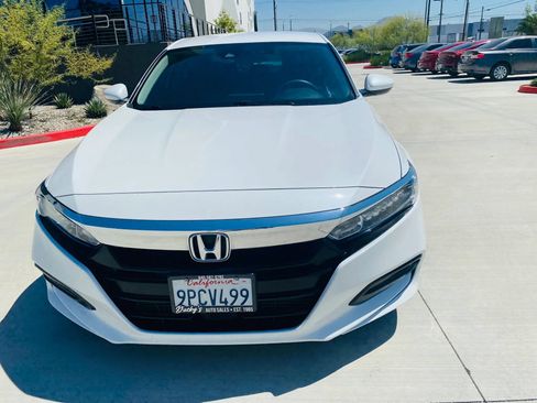 Used 2020 Honda Accord LX image 2