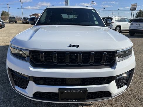 New 2026 Jeep Grand Cherokee Limited image 8