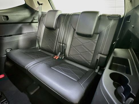 Used 2025 Volkswagen Atlas SE FWD image 28