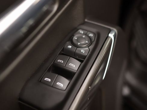 Used 2021 GMC Sierra 1500 AT4 image 24